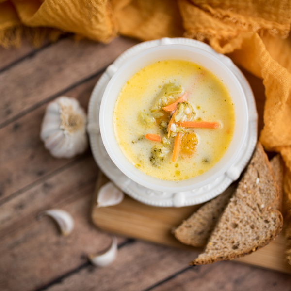 Cheesy Vegan Broccoli Soup