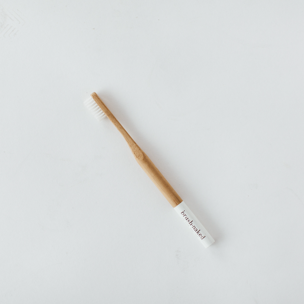 Toothbrush, Adult, Medium (White)